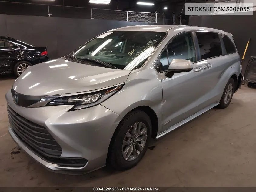 5TDKSKFC5MS006055 2021 Toyota Sienna Le