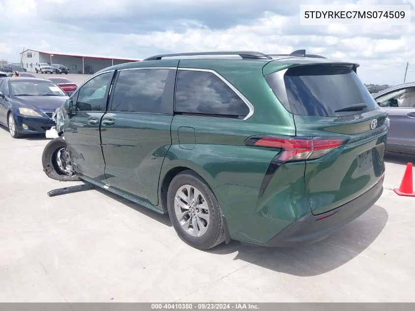 5TDYRKEC7MS074509 2021 Toyota Sienna Xle