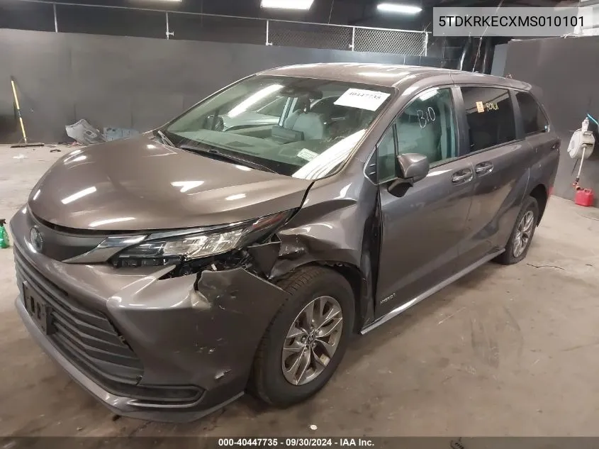 5TDKRKECXMS010101 2021 Toyota Sienna Le