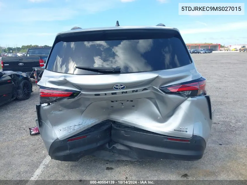 5TDJRKEC9MS027015 2021 Toyota Sienna Xle