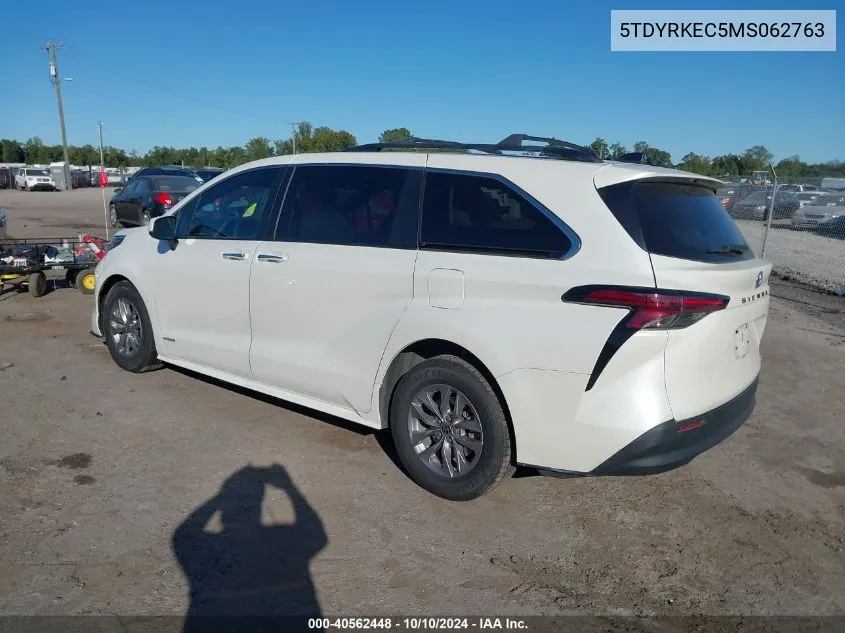 2021 Toyota Sienna Xle VIN: 5TDYRKEC5MS062763 Lot: 40562448