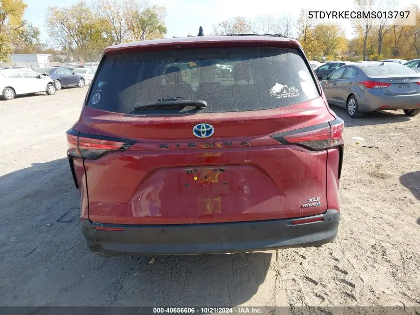 5TDYRKEC8MS013797 2021 Toyota Sienna Xle