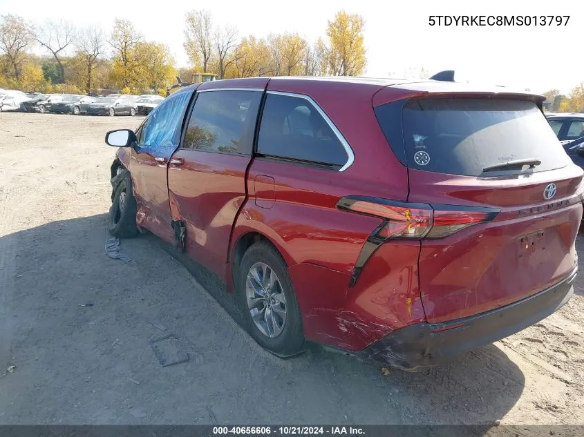 5TDYRKEC8MS013797 2021 Toyota Sienna Xle