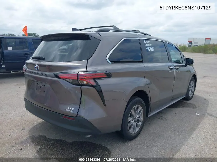 5TDYRKEC8NS107129 2022 Toyota Sienna Xle