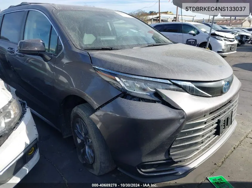 2022 Toyota Sienna Le VIN: 5TDBRKEC4NS133037 Lot: 40689278