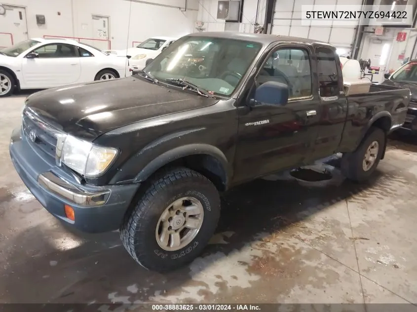 2000 Toyota Tacoma Base V6 VIN: 5TEWN72N7YZ694422 Lot: 38883625