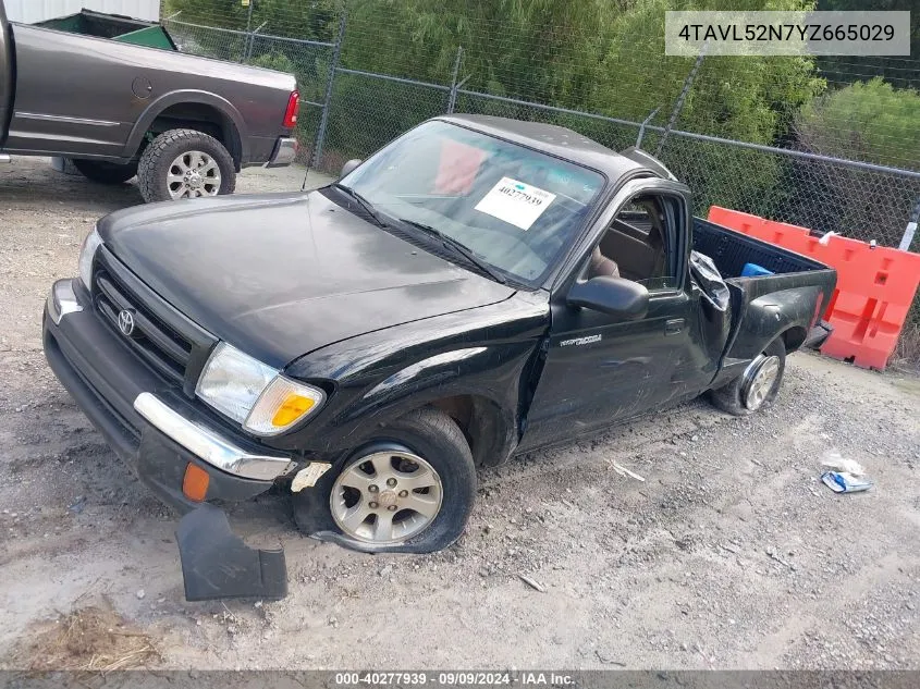 2000 Toyota Tacoma VIN: 4TAVL52N7YZ665029 Lot: 40277939