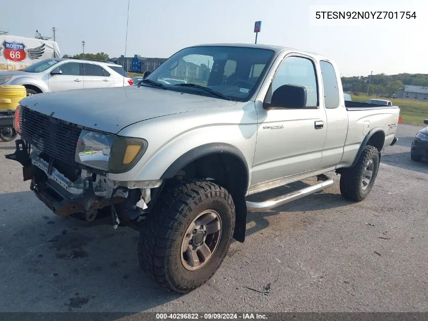 2000 Toyota Tacoma Prerunner V6 VIN: 5TESN92N0YZ701754 Lot: 40296822