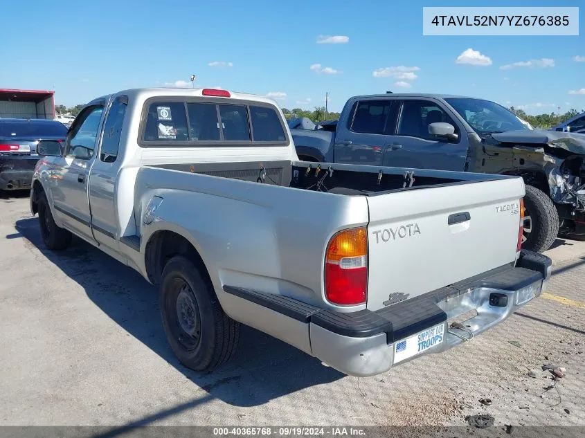 2000 Toyota Tacoma VIN: 4TAVL52N7YZ676385 Lot: 40365768