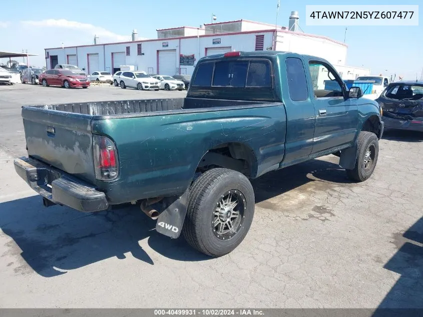 2000 Toyota Tacoma Base V6 VIN: 4TAWN72N5YZ607477 Lot: 40499931