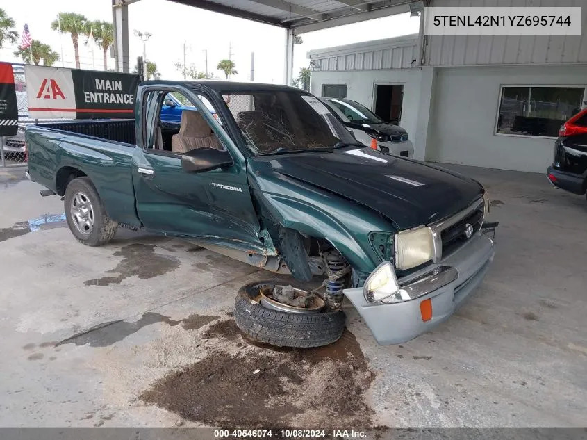 2000 Toyota Tacoma VIN: 5TENL42N1YZ695744 Lot: 40546074