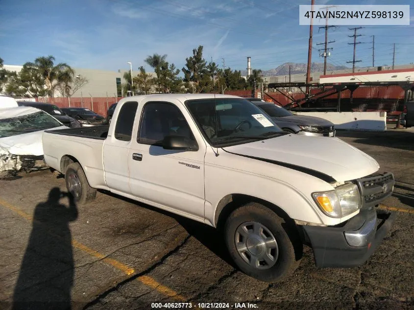 2000 Toyota Tacoma Base V6 VIN: 4TAVN52N4YZ598139 Lot: 40625773