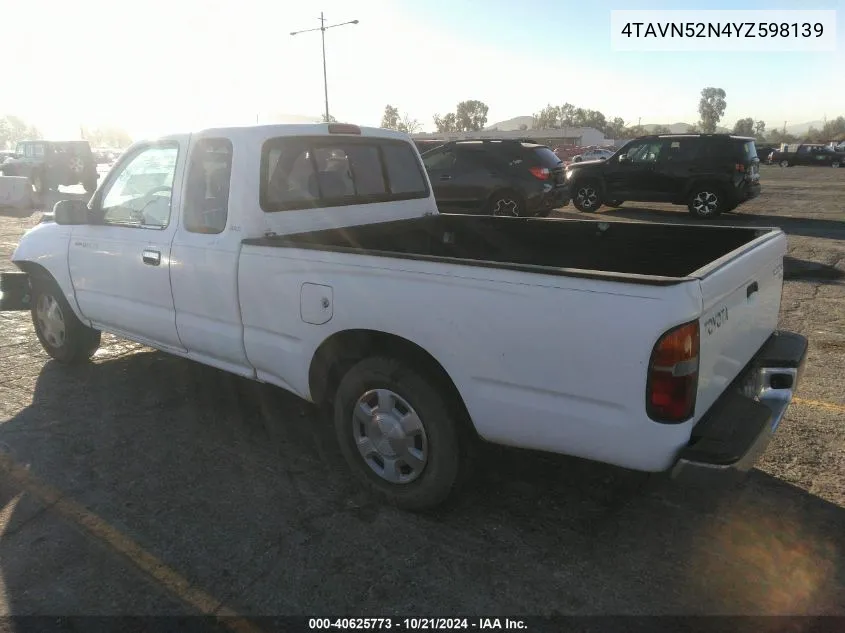 2000 Toyota Tacoma Base V6 VIN: 4TAVN52N4YZ598139 Lot: 40625773