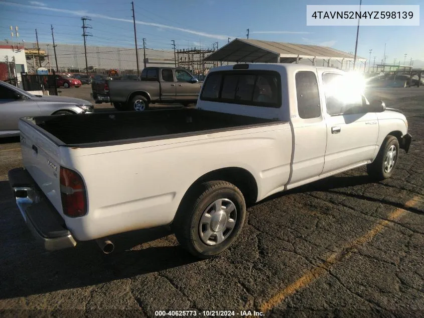 2000 Toyota Tacoma Base V6 VIN: 4TAVN52N4YZ598139 Lot: 40625773