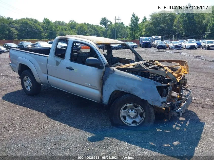 2005 Toyota Tacoma Base V6 VIN: 5TEUU42N15Z125117 Lot: 40028393