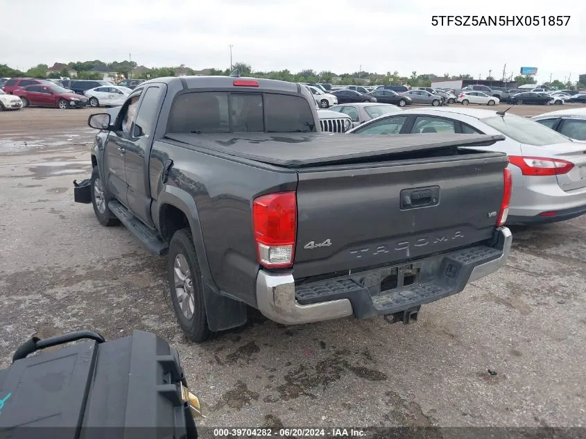 2017 Toyota Tacoma Sr5 V6 VIN: 5TFSZ5AN5HX051857 Lot: 39704282