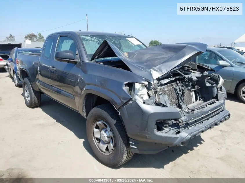 5TFRX5GN7HX075623 2017 Toyota Tacoma Sr