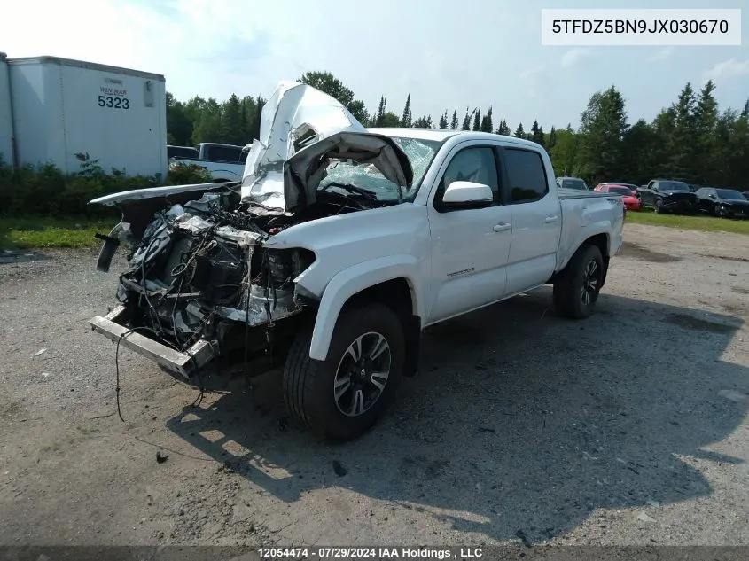 5TFDZ5BN9JX030670 2018 Toyota Tacoma