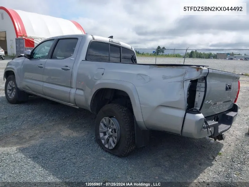 2019 Toyota Tacoma VIN: 5TFDZ5BN2KX044492 Lot: 12055907