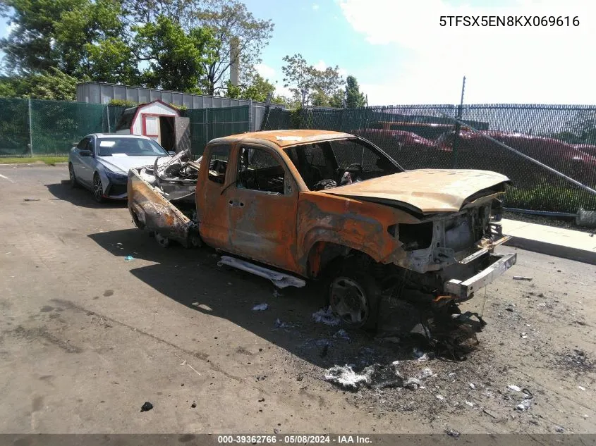 2019 Toyota Tacoma Sr VIN: 5TFSX5EN8KX069616 Lot: 39362766