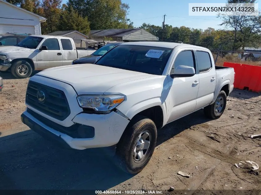 2019 Toyota Tacoma Sr VIN: 5TFAX5GN7KX143228 Lot: 40658564