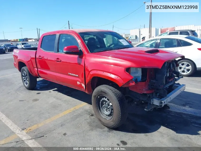 2022 Toyota Tacoma Double Cab/Sr5/Trd Sport/ VIN: 3TMDZ5BNXNM123998 Lot: 40645617