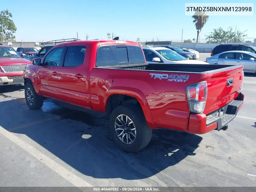 2022 Toyota Tacoma Double Cab/Sr5/Trd Sport/ VIN: 3TMDZ5BNXNM123998 Lot: 40645617