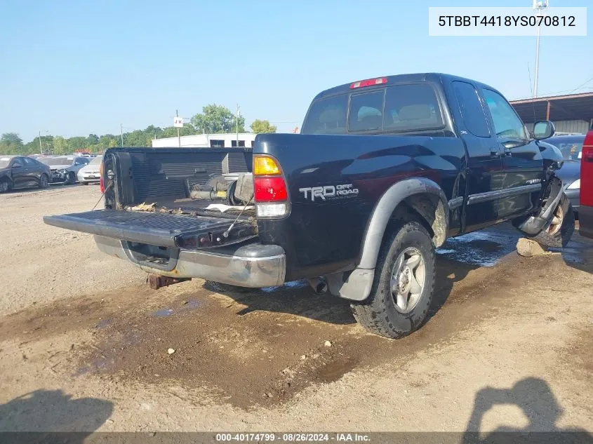 2000 Toyota Tundra Sr5 V8 VIN: 5TBBT4418YS070812 Lot: 40174799