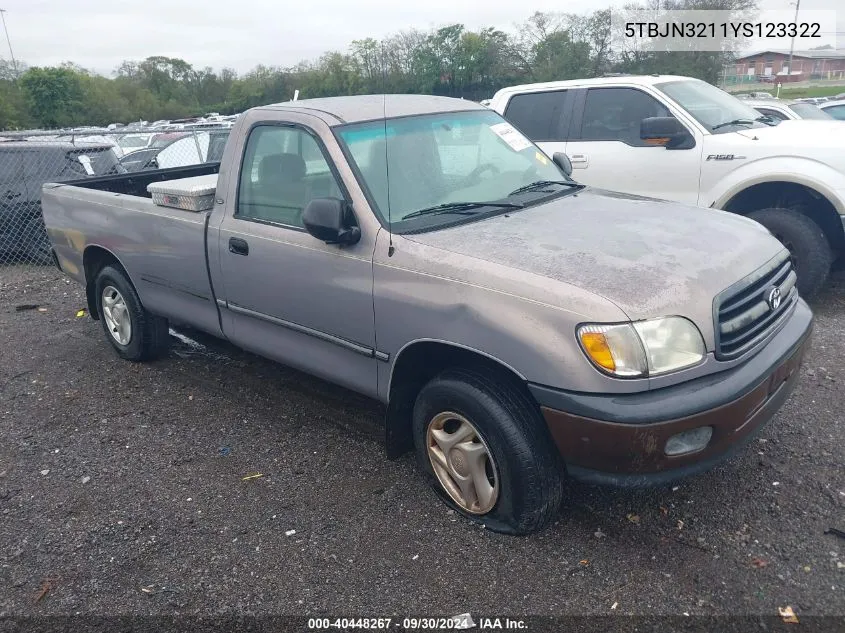 2000 Toyota Tundra VIN: 5TBJN3211YS123322 Lot: 40448267