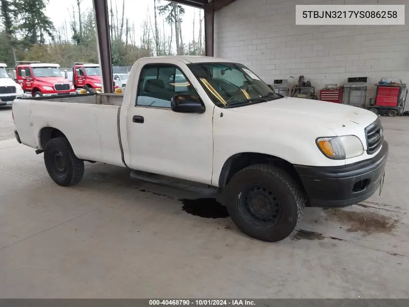 5TBJN3217YS086258 2000 Toyota Tundra