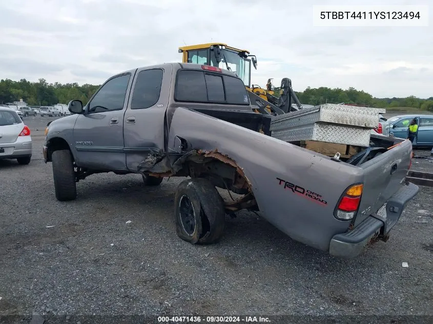 2000 Toyota Tundra Sr5 V8 VIN: 5TBBT4411YS123494 Lot: 40471436