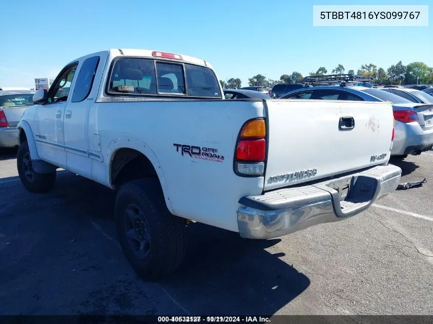 2000 Toyota Tundra Ltd V8 VIN: 5TBBT4816YS099767 Lot: 40532127