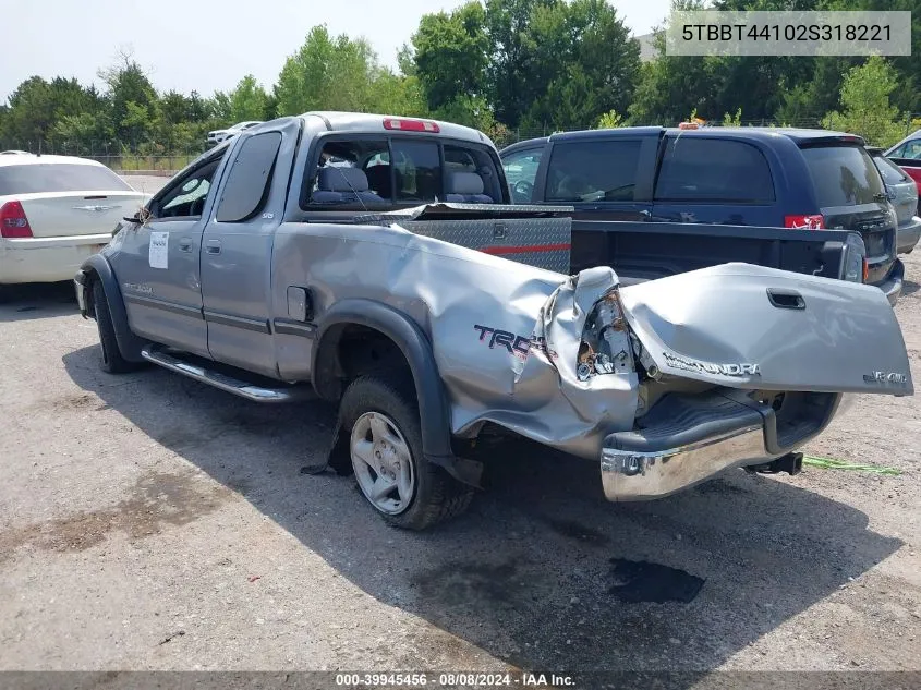 2002 Toyota Tundra Sr5 V8 VIN: 5TBBT44102S318221 Lot: 39945456