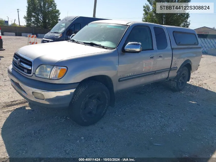 2002 Toyota Tundra Sr5 V8 VIN: 5TBBT44122S308824 Lot: 40511424