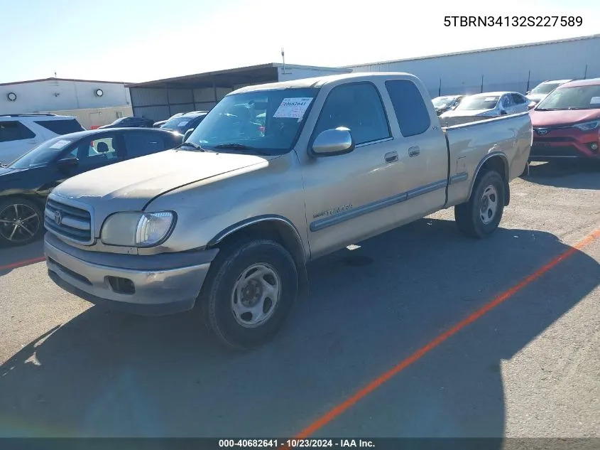 2002 Toyota Tundra Sr5 VIN: 5TBRN34132S227589 Lot: 40682641