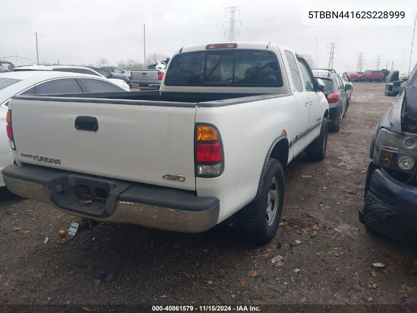 2002 Toyota Tundra Sr5 VIN: 5TBBN44162S228999 Lot: 40861579