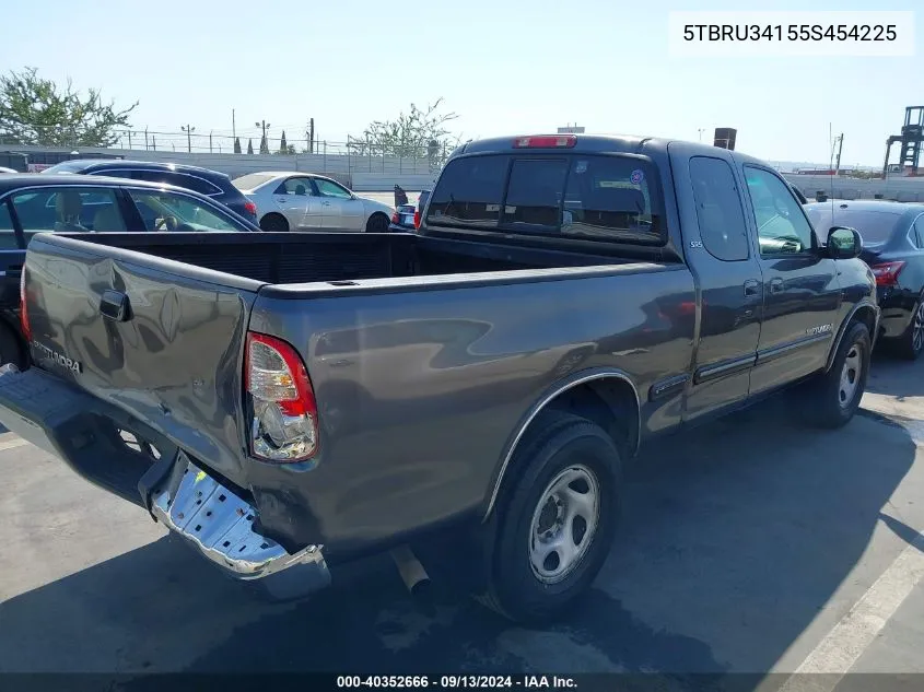 2005 Toyota Tundra Sr5 VIN: 5TBRU34155S454225 Lot: 40352666