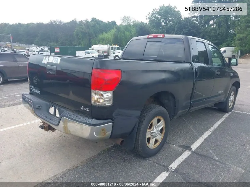 2007 Toyota Tundra Sr5 5.7L V8 VIN: 5TBBV54107S457286 Lot: 40051218