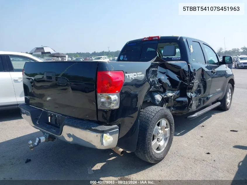 2007 Toyota Tundra Sr5 4.7L V8 VIN: 5TBBT54107S451963 Lot: 40179083