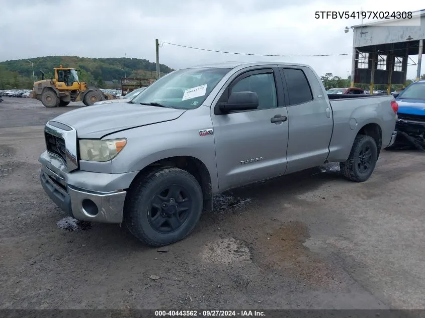 2007 Toyota Tundra Sr5 5.7L V8 VIN: 5TFBV54197X024308 Lot: 40443562