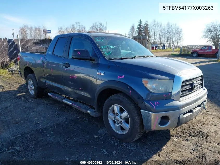 2007 Toyota Tundra Sr5 5.7L V8 VIN: 5TFBV54177X003263 Lot: 40500962