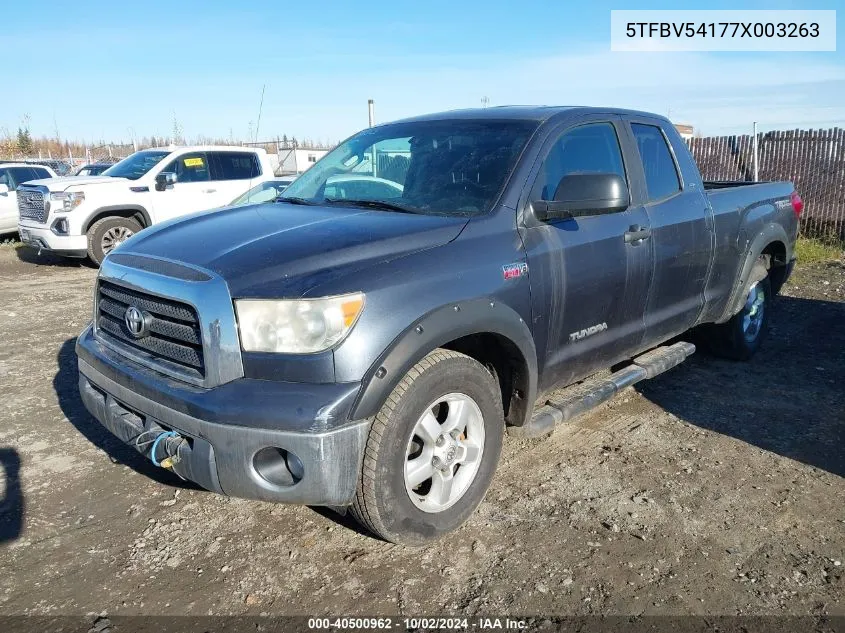 2007 Toyota Tundra Sr5 5.7L V8 VIN: 5TFBV54177X003263 Lot: 40500962