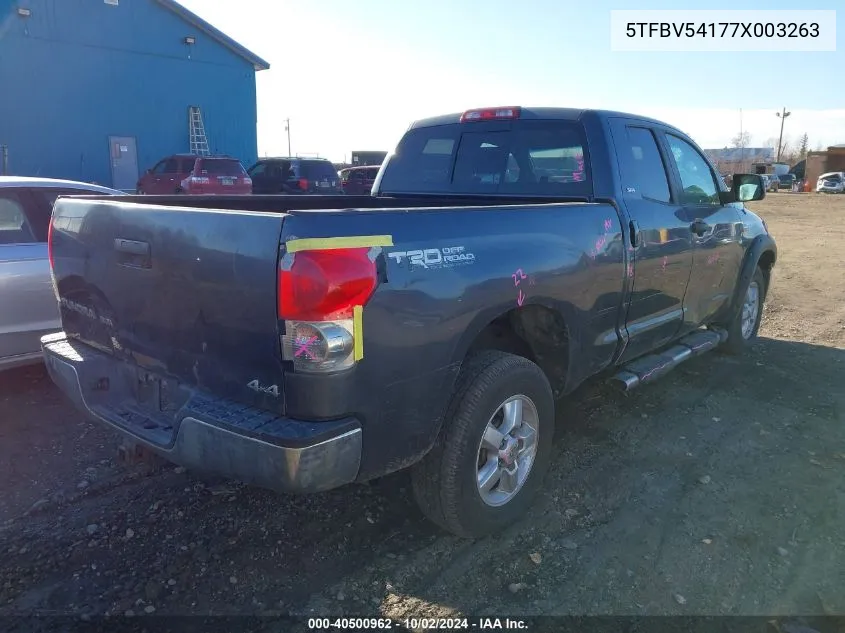 2007 Toyota Tundra Sr5 5.7L V8 VIN: 5TFBV54177X003263 Lot: 40500962