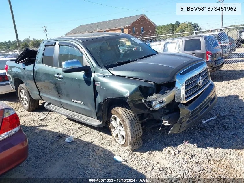 2007 Toyota Tundra Limited 5.7L V8 VIN: 5TBBV58137S451962 Lot: 40571353