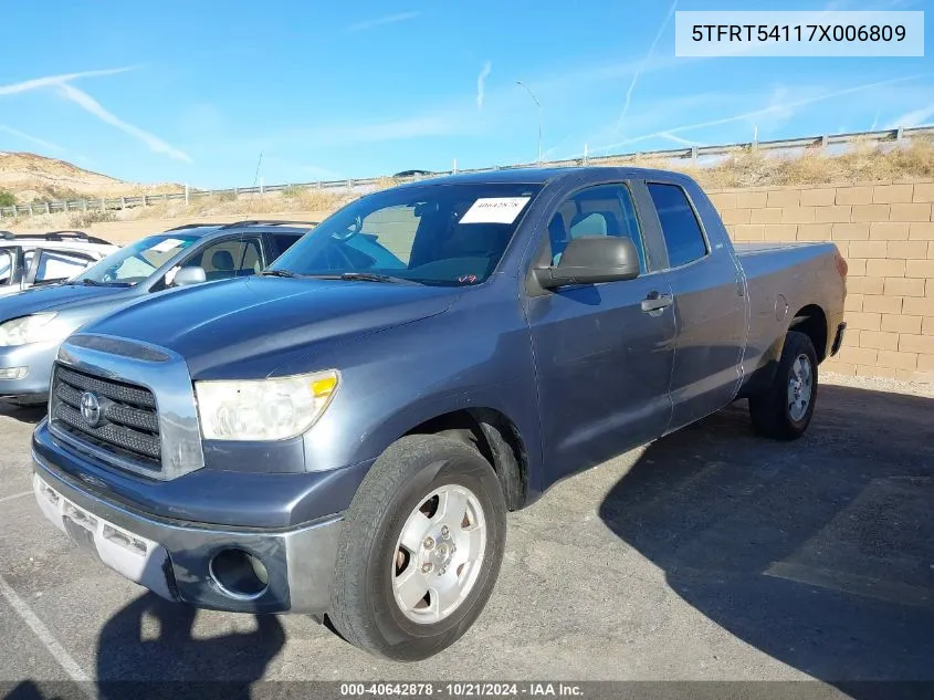 2007 Toyota Tundra Sr5 4.7L V8 VIN: 5TFRT54117X006809 Lot: 40642878