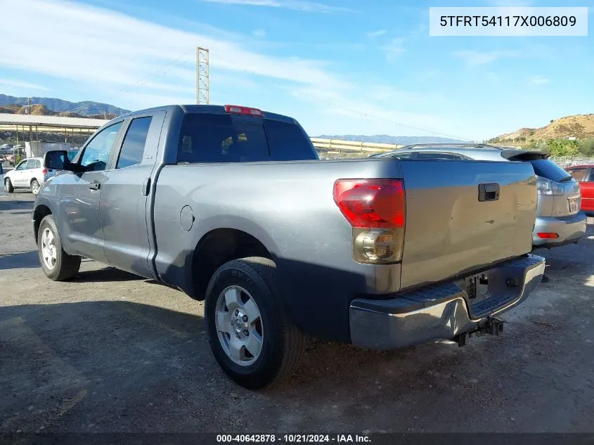 2007 Toyota Tundra Sr5 4.7L V8 VIN: 5TFRT54117X006809 Lot: 40642878