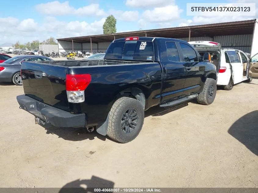 2007 Toyota Tundra Sr5 5.7L V8 VIN: 5TFBV54137X023123 Lot: 40668007