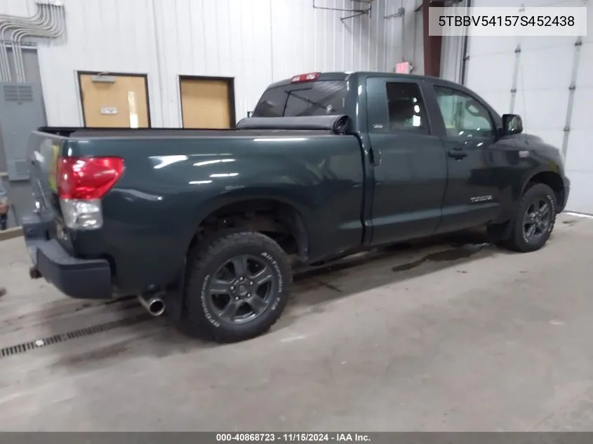 2007 Toyota Tundra Sr5 5.7L V8 VIN: 5TBBV54157S452438 Lot: 40868723