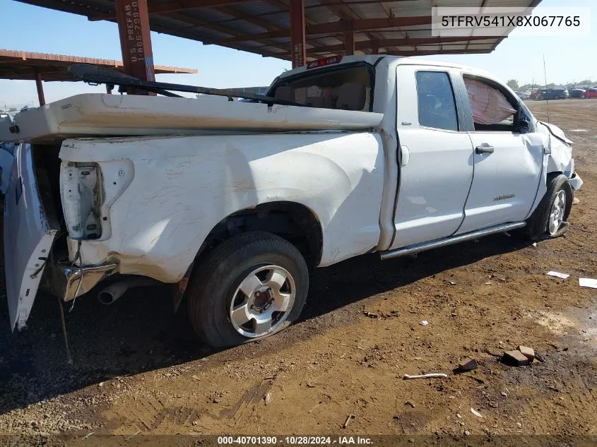 2008 Toyota Tundra Sr5 5.7L V8 VIN: 5TFRV541X8X067765 Lot: 40701390