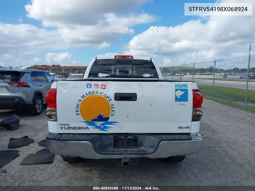 2008 Toyota Tundra Sr5 5.7L V8 VIN: 5TFRV54198X068924 Lot: 40850369